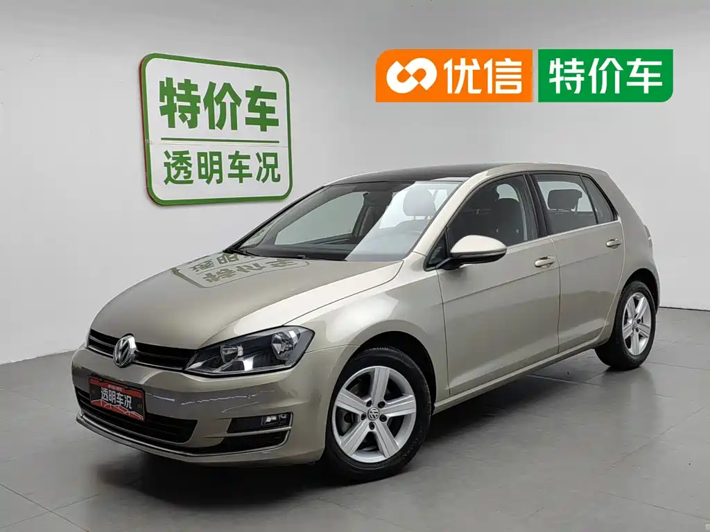 Фото 1 - Volkswagen Golf