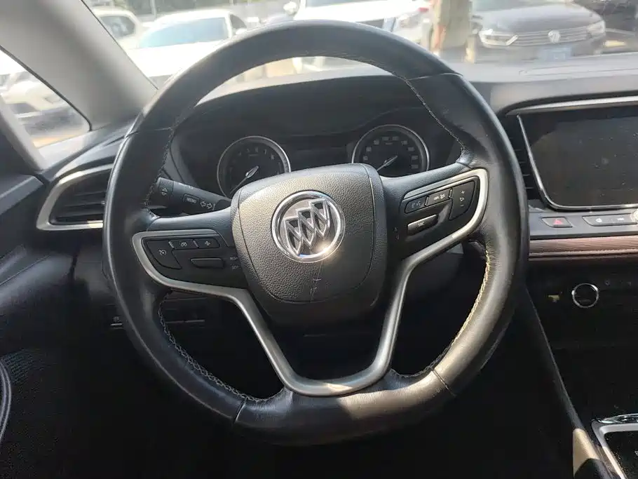 Buick GL6 2018 2018 18T 6-Seater Luxury