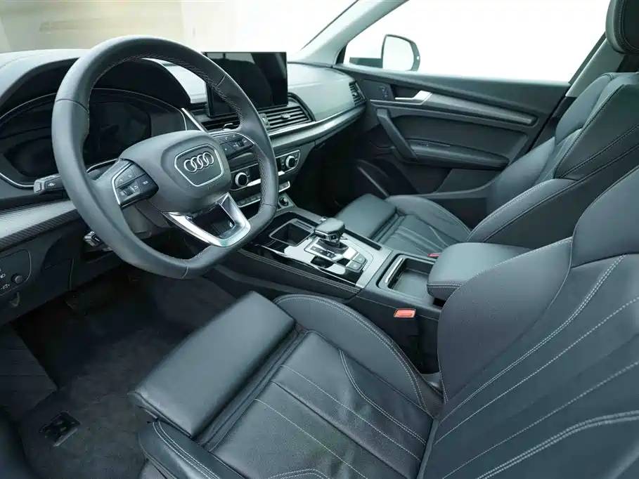 Audi Q5L 2021 40 TFSI Luxury Dynamic фото 10