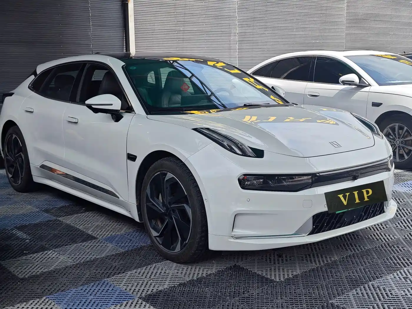 ZEEKR EXTREME KRYPTON 001