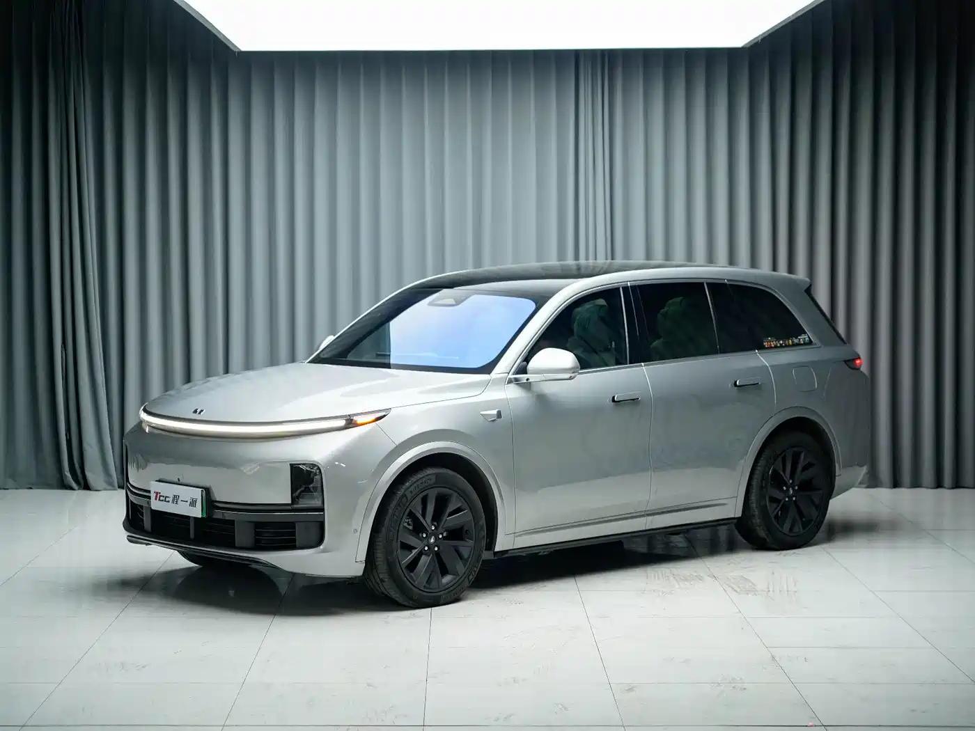 Li Auto Li L8 2023 — пригон из Китая