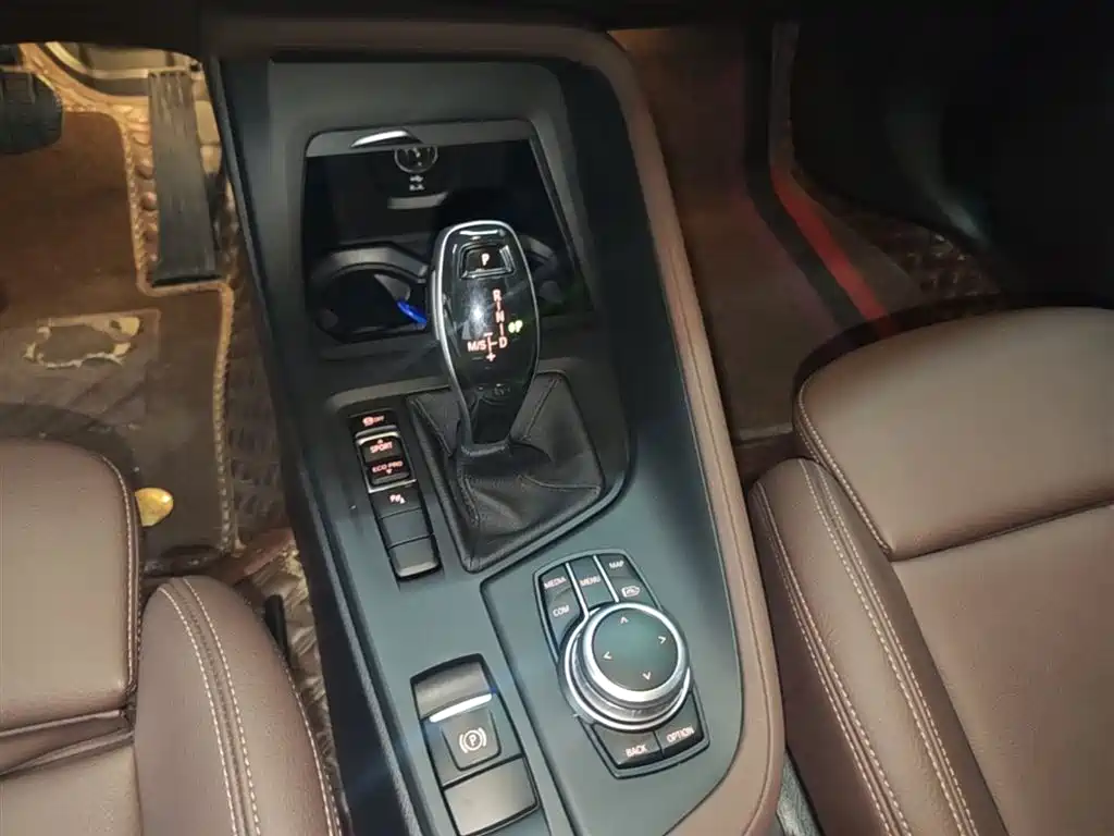 BMW X1 2022 sDrive25Li Leading фото 14