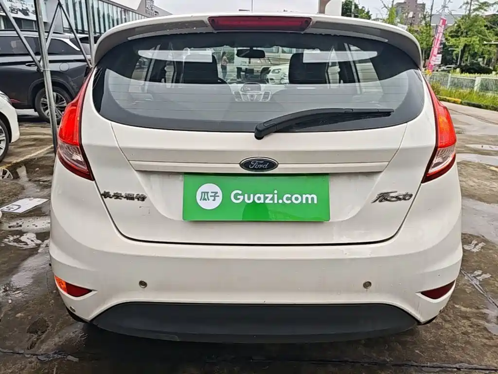 Photo 4 - Ford Fiesta