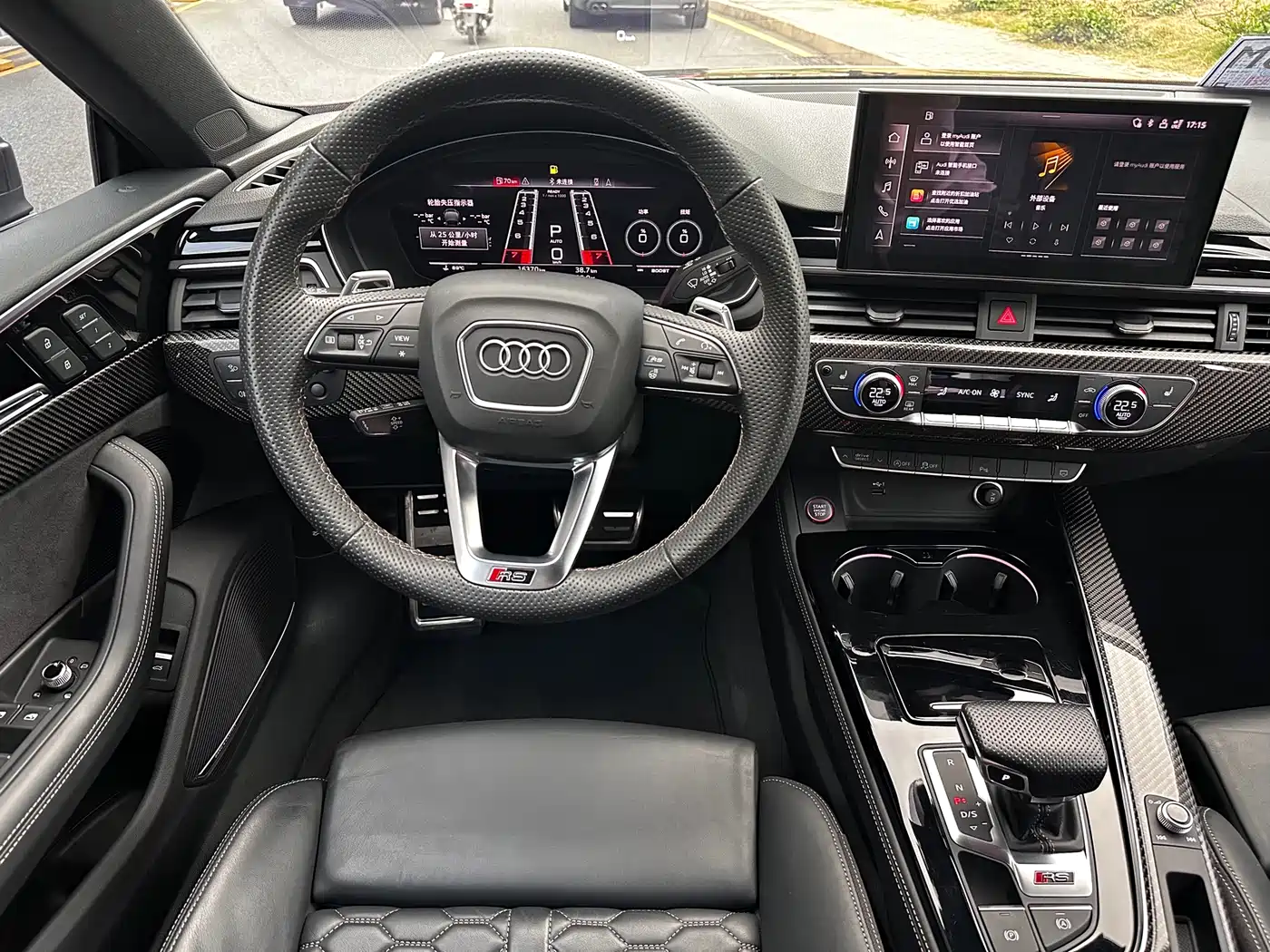 Audi RS 5 2023 Model RS 5 2.9T Sportback Dark Gold Edition фото 9