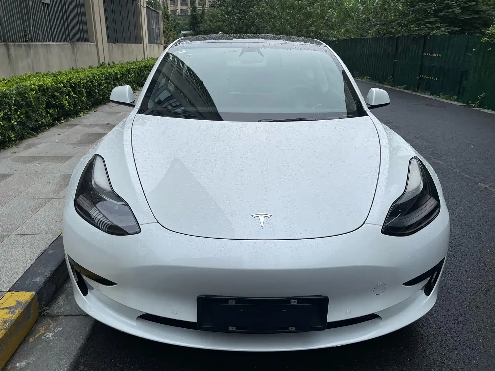 Фото 2 - Tesla Model 3