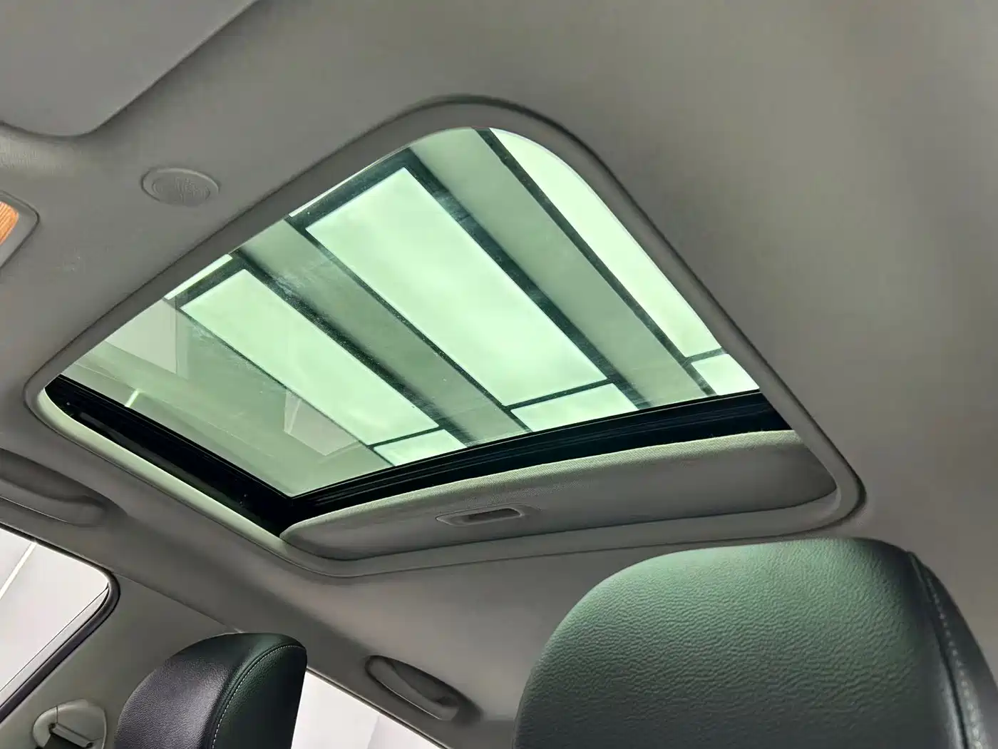 Kia KX1 2021 1.4L CVT Fun Sunroof Version фото 16