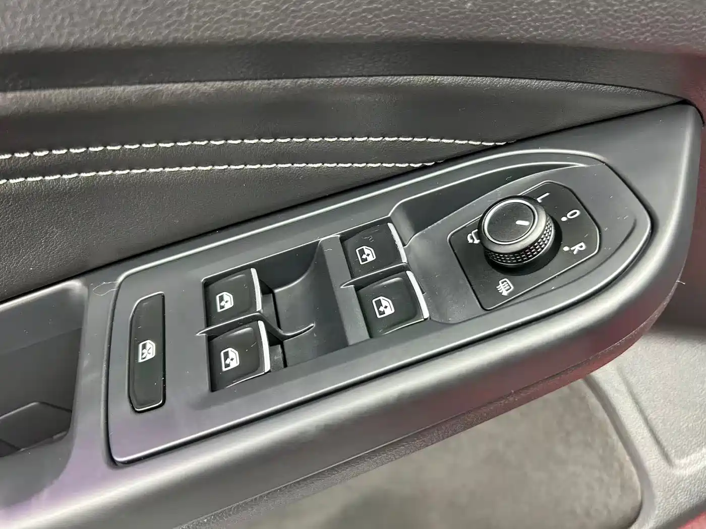 Volkswagen Golf 2021 280TSI DSG R-Line фото 10