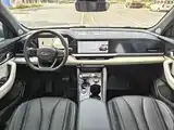 Фото 6 - Geely Monjaro