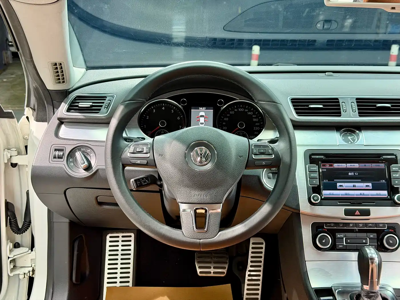 Volkswagen FAW-Volkswagen CC 2012 Model 2.0TSI Ultimate фото 16