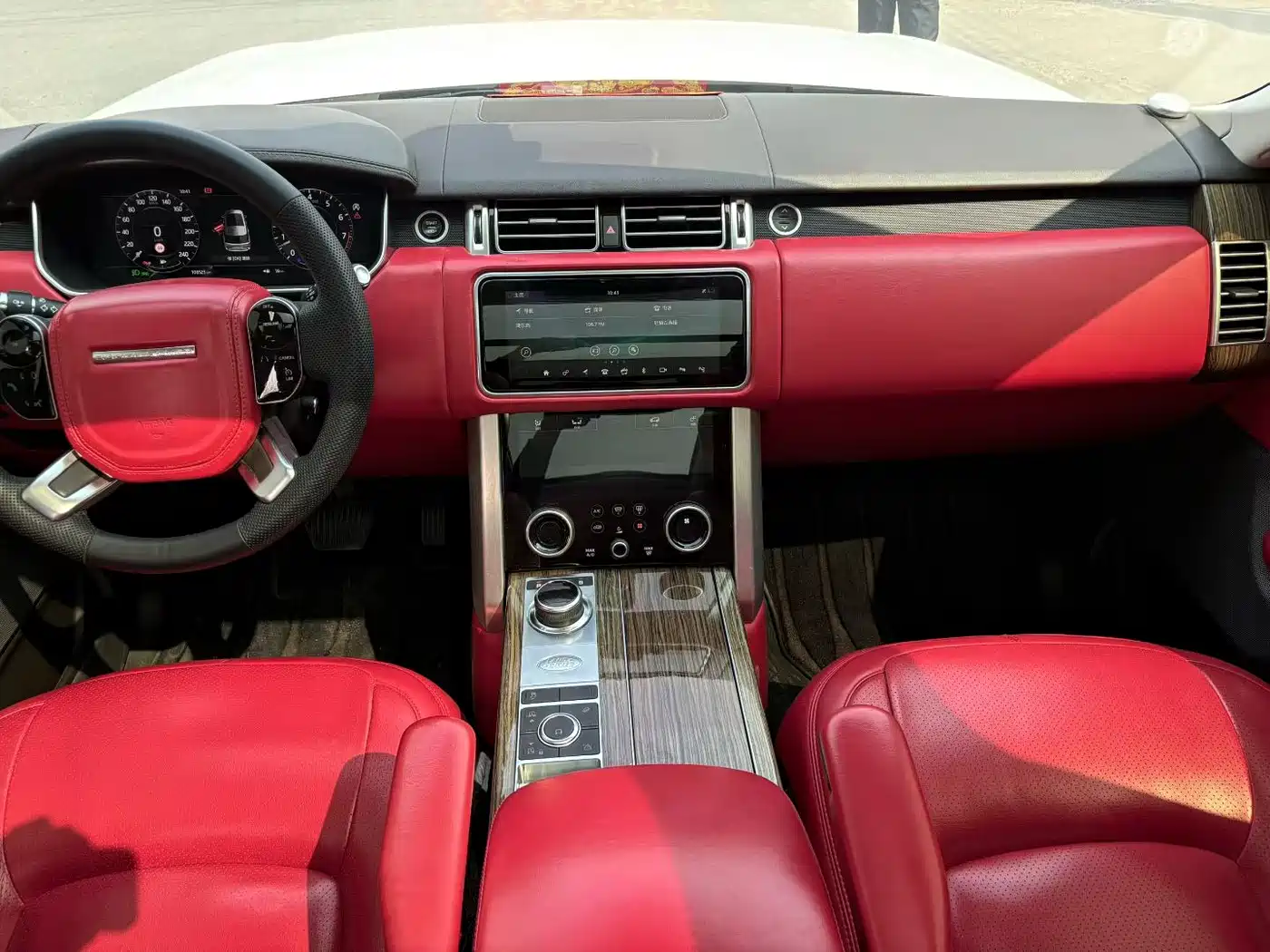Land Rover Range Rover фото 7