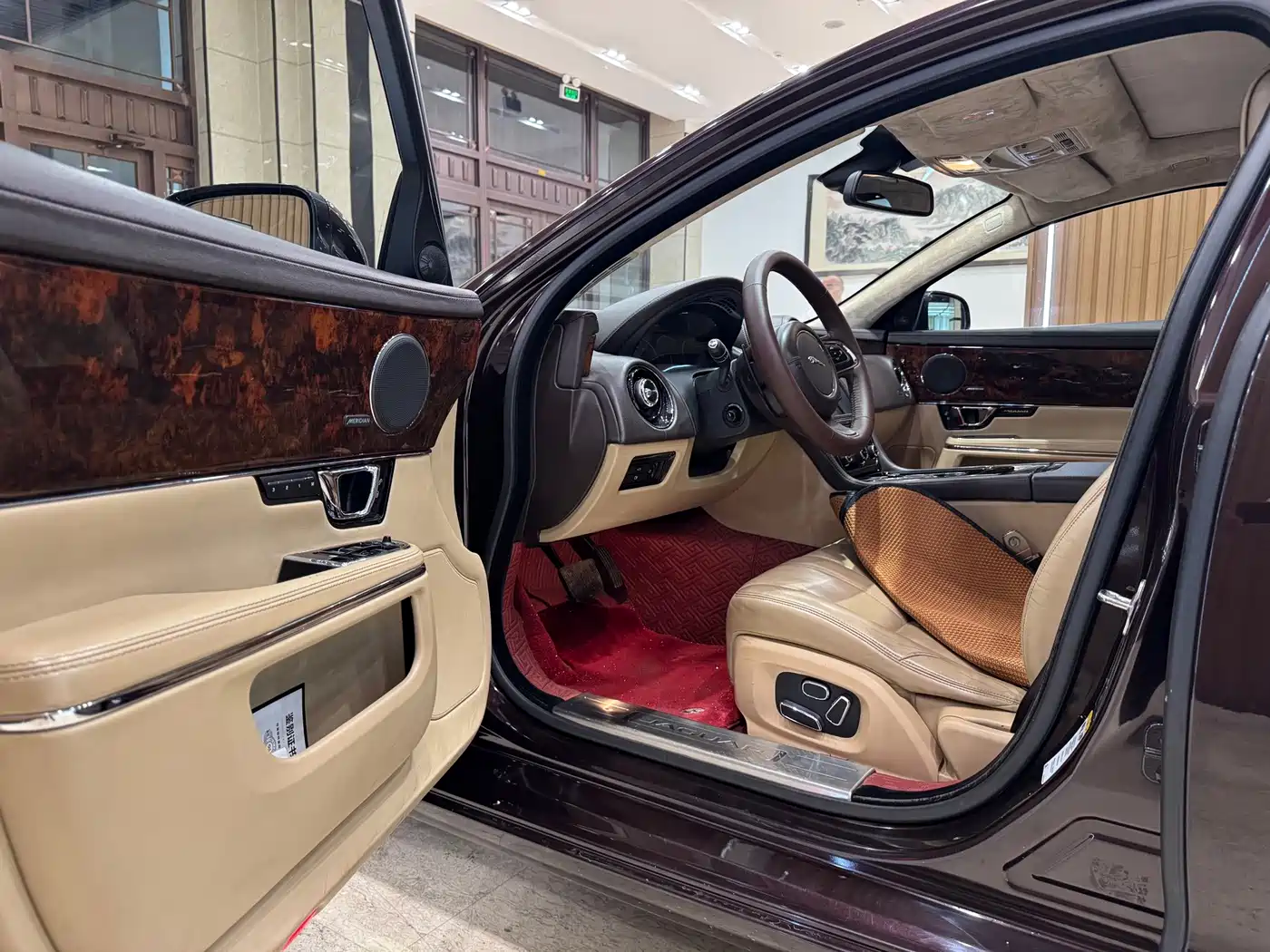 Jaguar XJ 2013 2014 XJL 3.0 SC 2WD Panoramic Business Edition