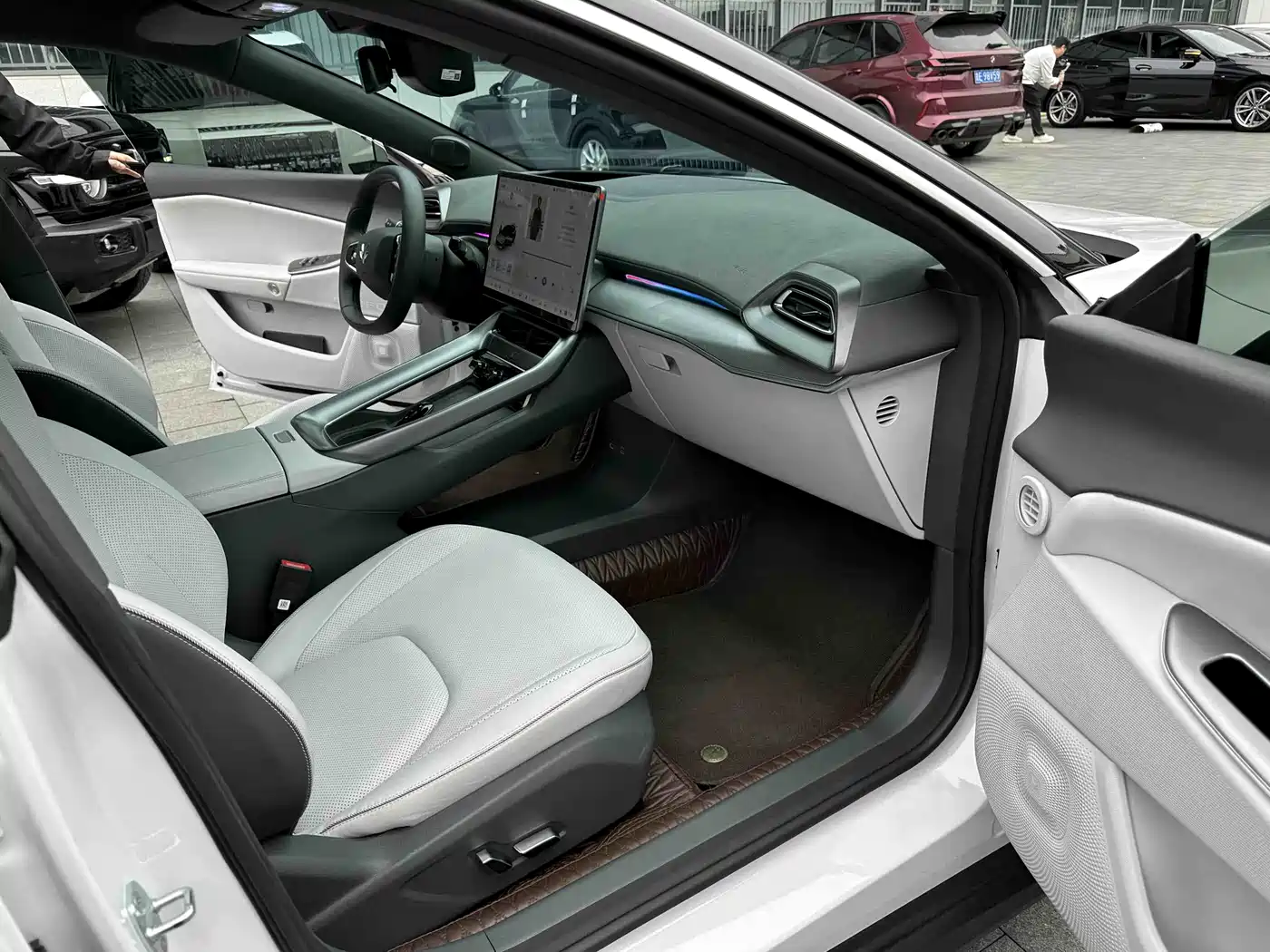 ARCFOX EXTREME FOX POLAR FOX ALPHA S5