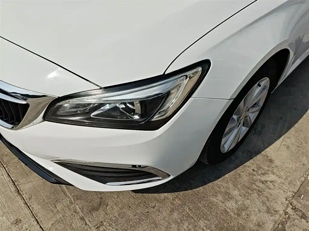 Buick Verano 2018 Sedan 15S Automatic Leading фото 24