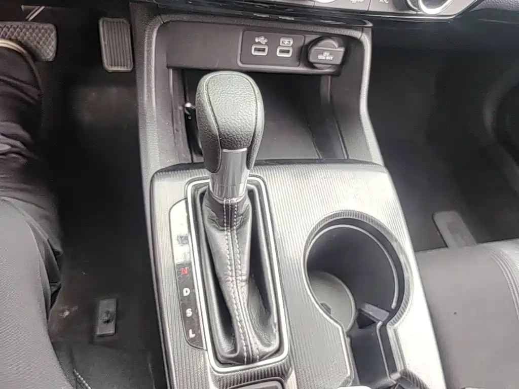 Фото 14 - Honda Civic