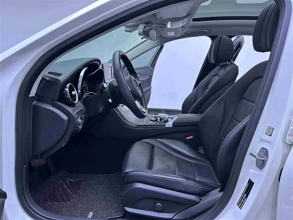 Mercedes-Benz C-Class 2017 C 200 L Sport фото 8