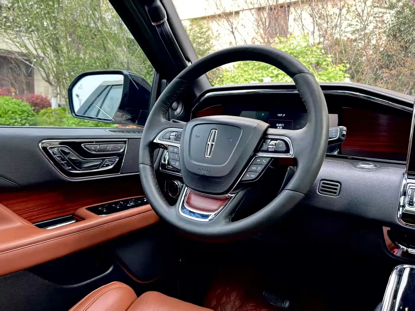 Lincoln Navigator 2020 3.5T Long Wheelbase Presidential Edition фото 10