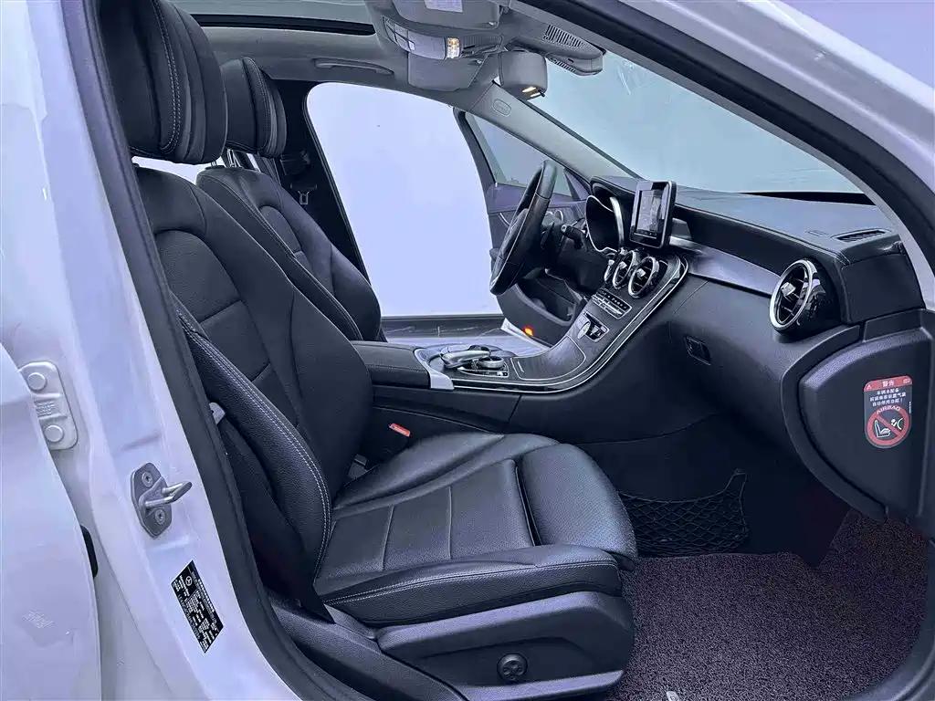Mercedes-Benz C-Class 2017 C 200 L Sport фото 10