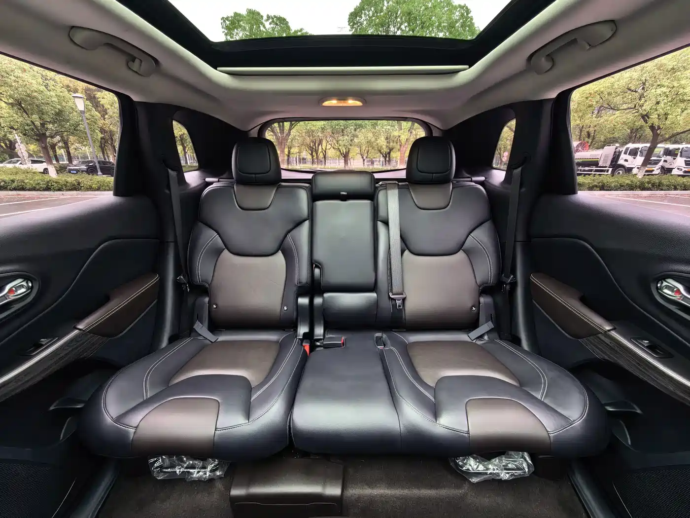 Jeep Cherokee 2021 2020 2.0L 2WD Classic Sport Edition
