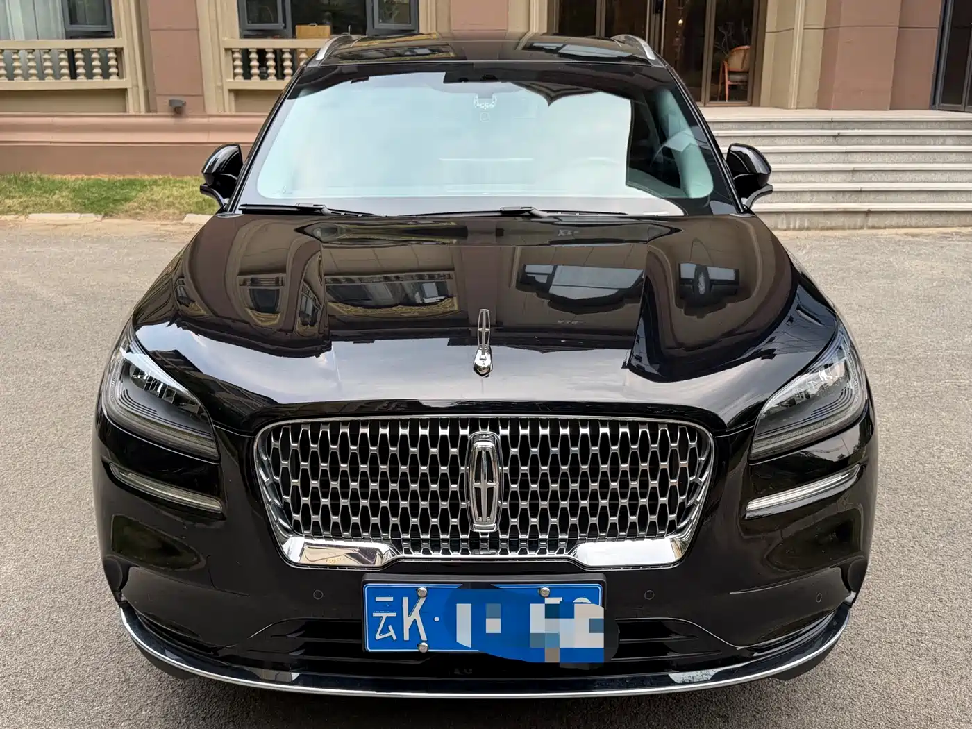 LINCOLN ADVENTURER