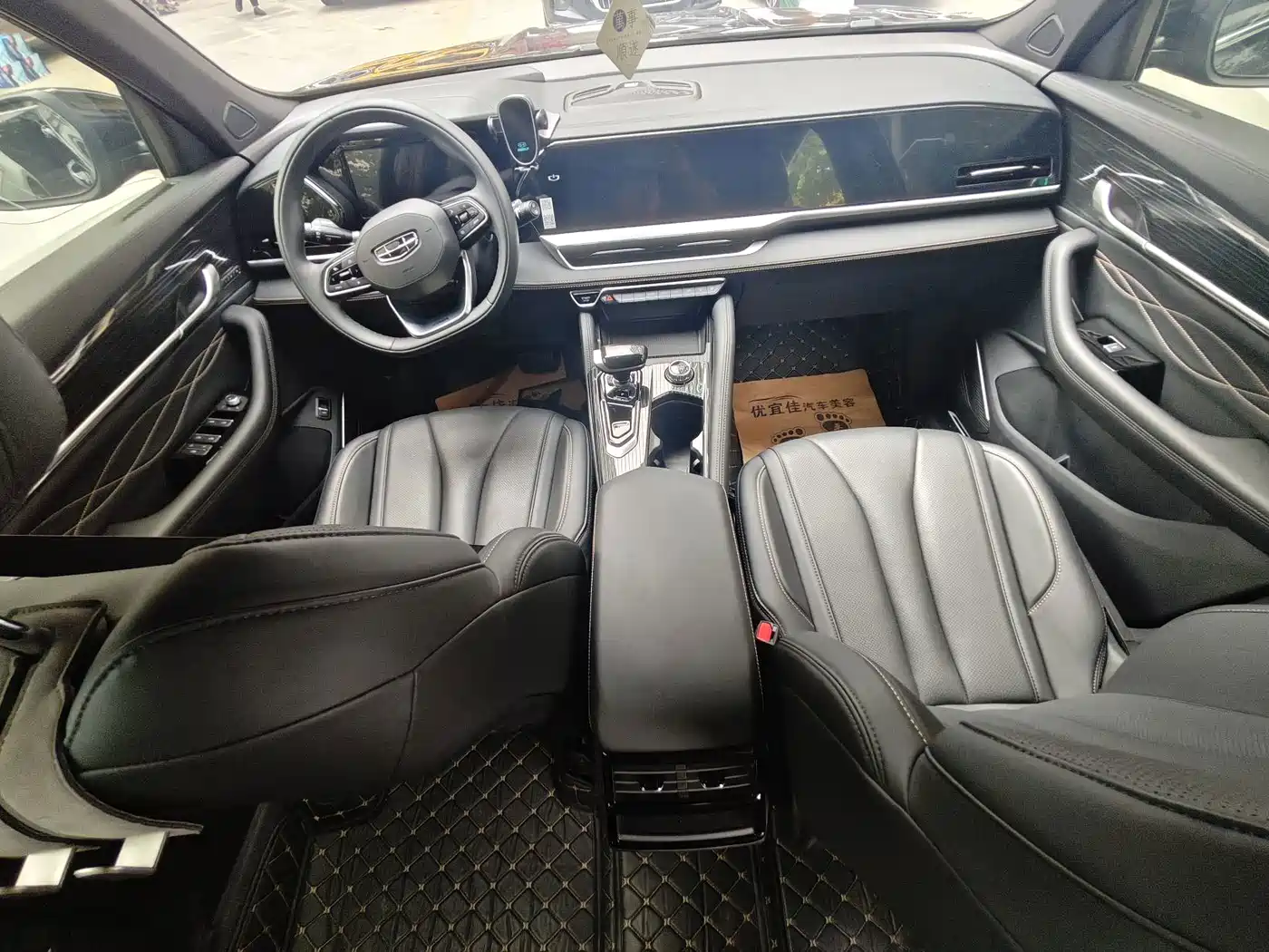 Geely Monjaro 2025 2025 Oriental Glory 2.0TD Automatic Star Collector Edition