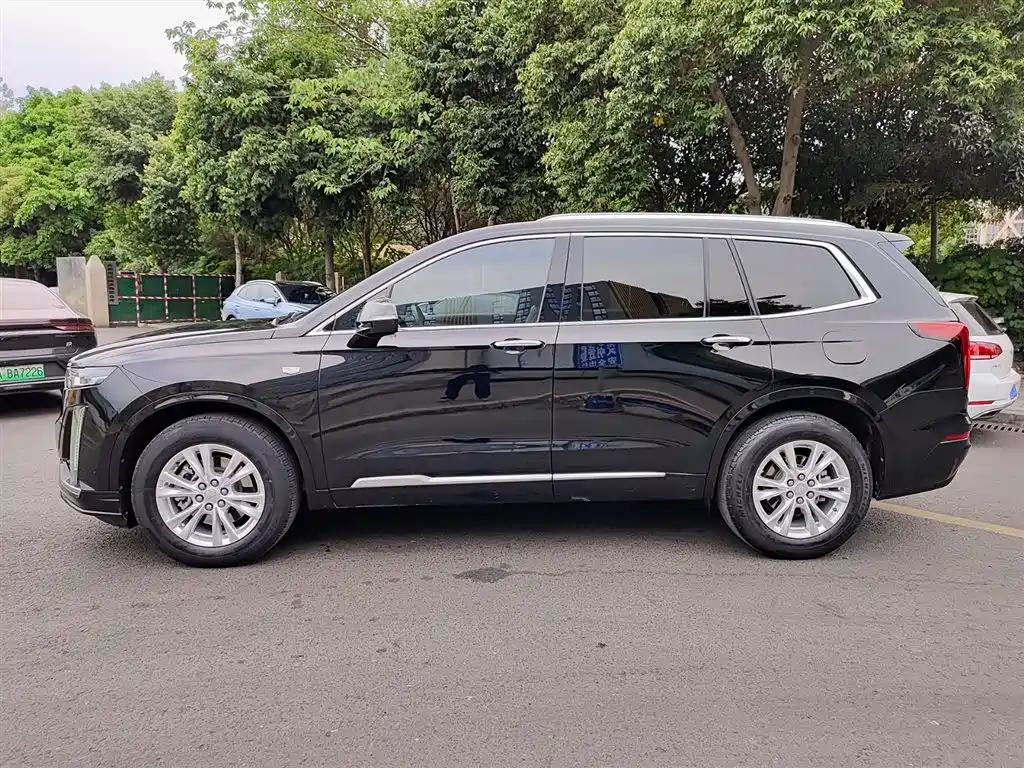 Cadillac XT6 2021 28T 6-Seater Style фото 3