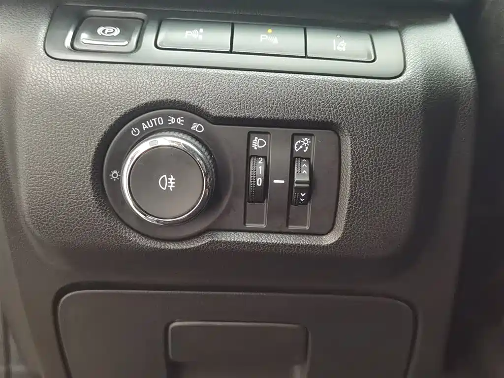Buick GL6 2021 323T Mild Hybrid Connected Premium Trim фото 21