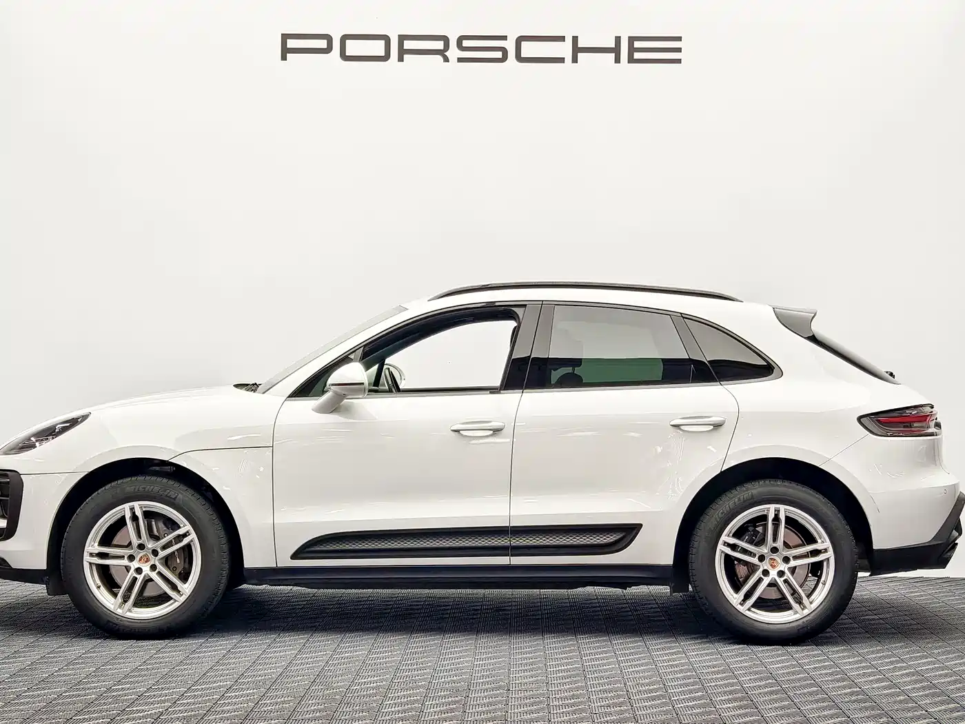 Porsche Macan 2023 Macan 2.0T фото 6