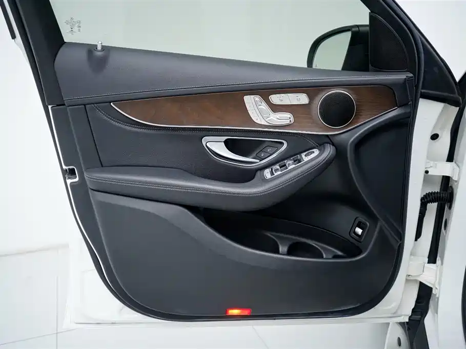 Mercedes-Benz GLC 2020 GLC 300 L 4MATIC Dynamic фото 11