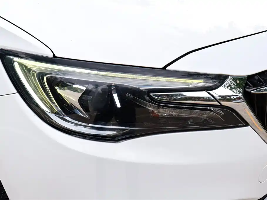Buick GL6 2018 18T 6-Seater Premium фото 21
