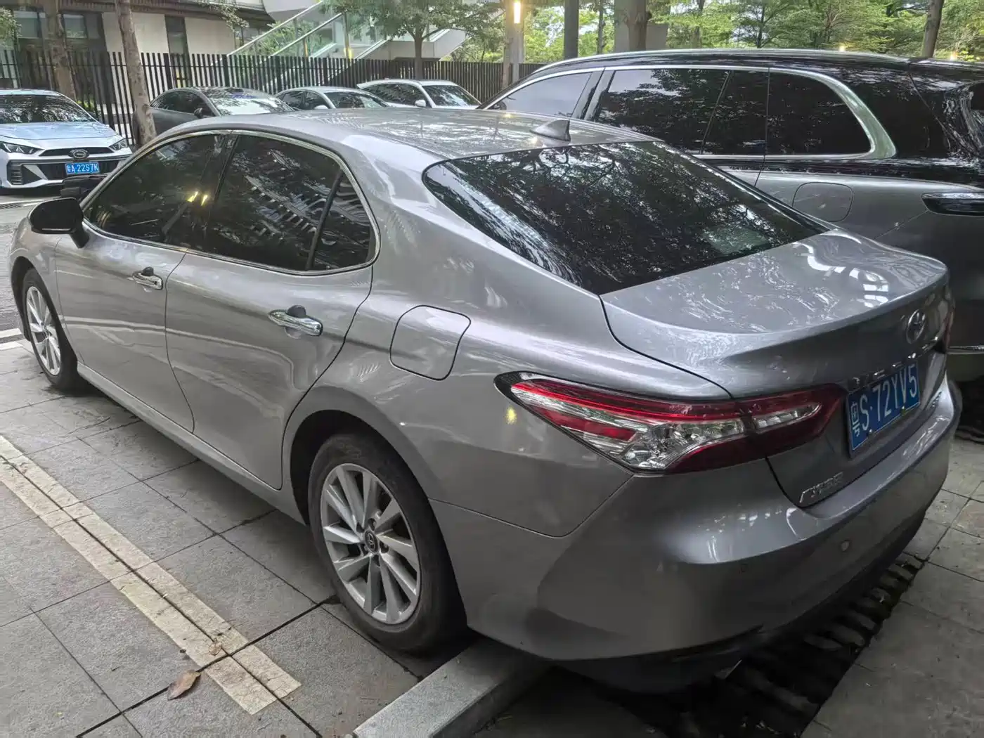 Toyota Camry 2021 2.0G Luxury Edition фото 3