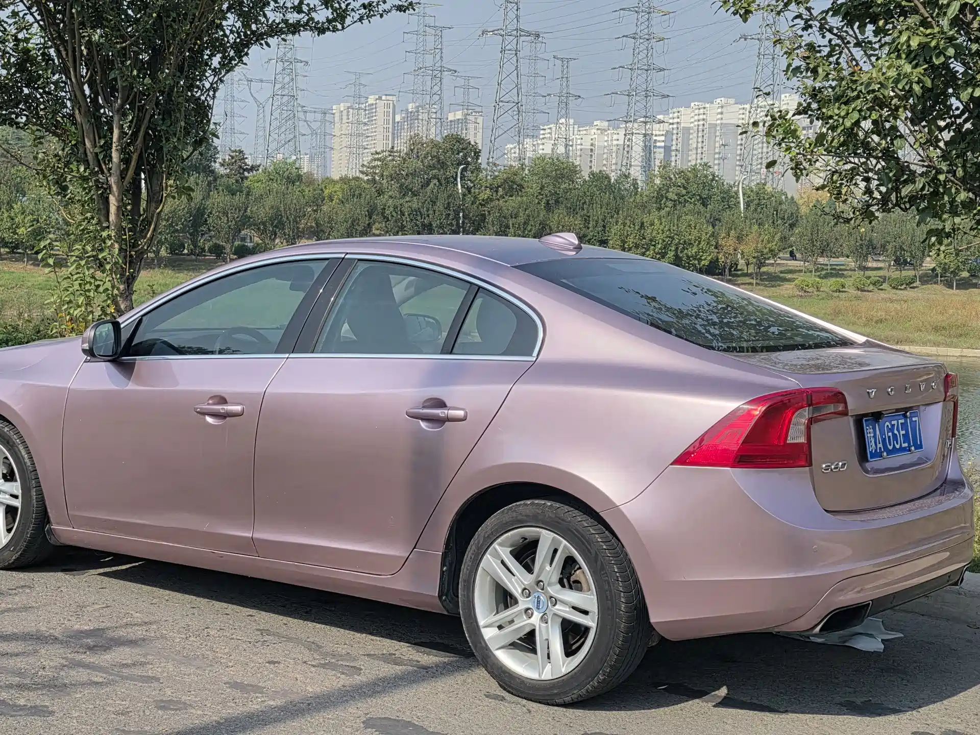 Photo 5 - Volvo S60 (Import)