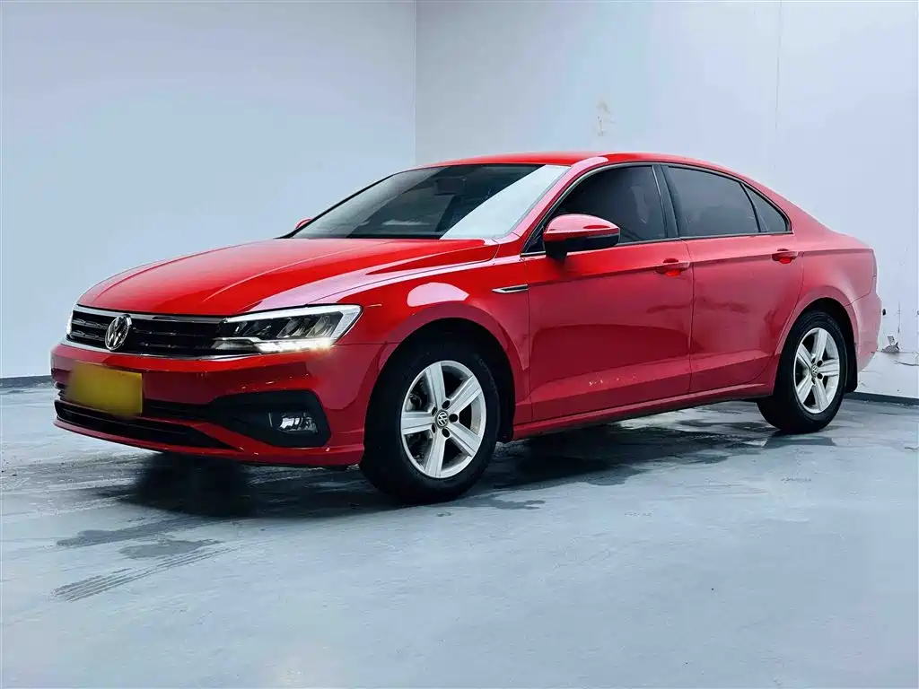 Volkswagen Lamando 2021 230TSI DSG Fashion Edition