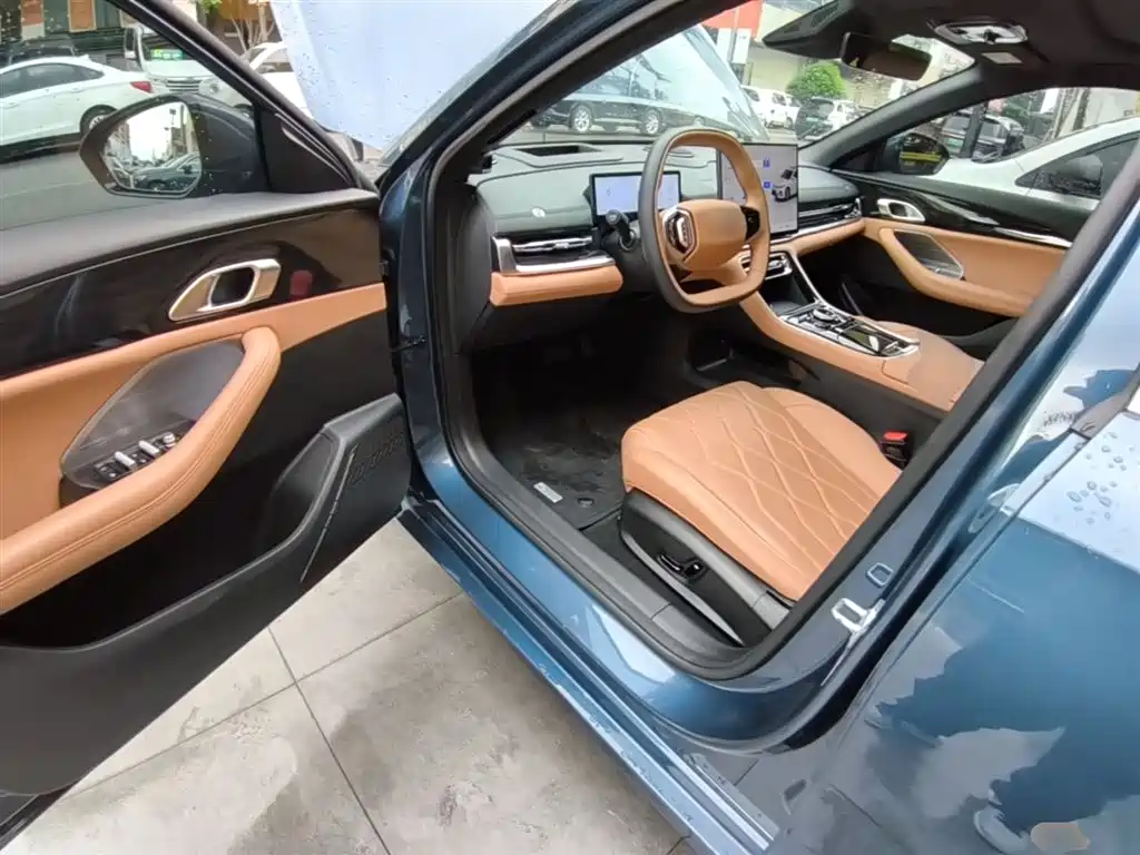 Geely Galaxy Galaxy A7 2025 EM-i фото 16