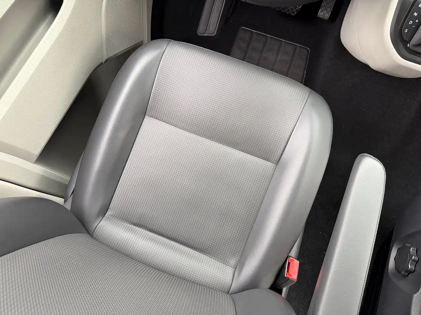 Volkswagen Caravelle 2019 2.0TSI 4WD Comfort 7-seater фото 11