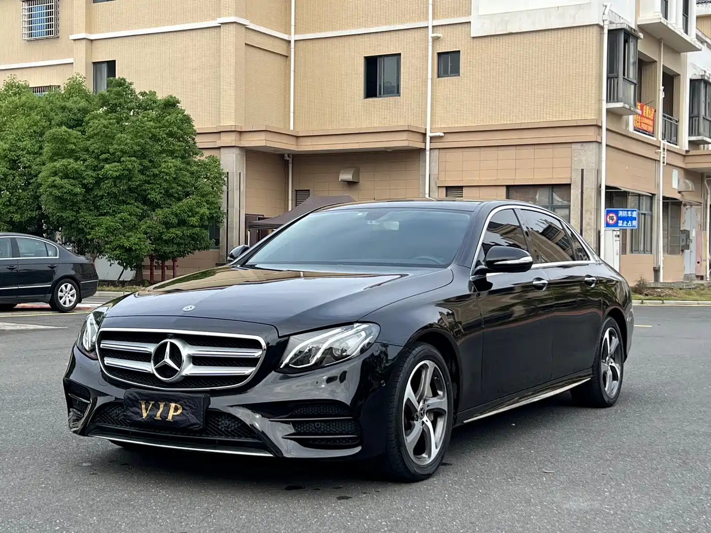 Mercedes-Benz E-Class 2019 Facelift E 300 L Sport Fashion фото 3