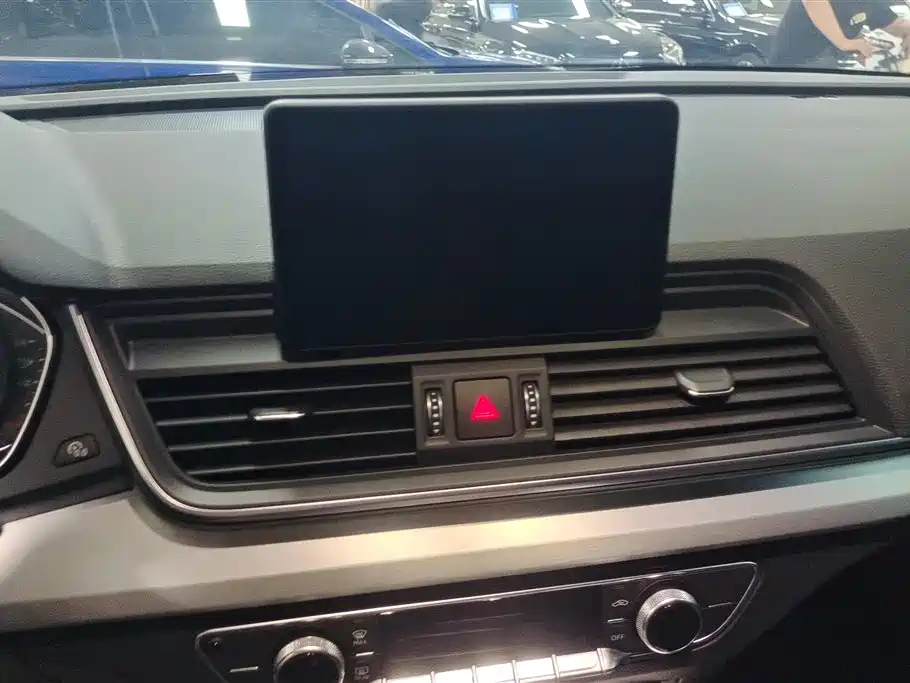 Audi Q5L 2020 40 TFSI Prestige Progressive фото 13