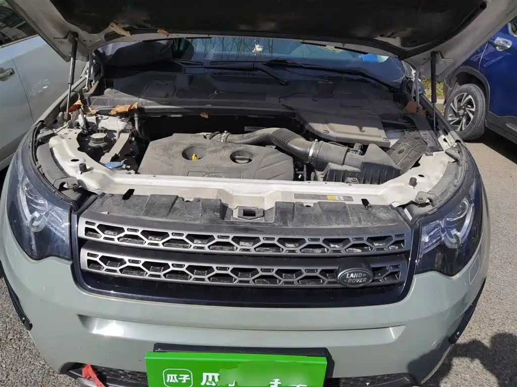 Land Rover Discovery Sport 2017 2.0T SE фото 11