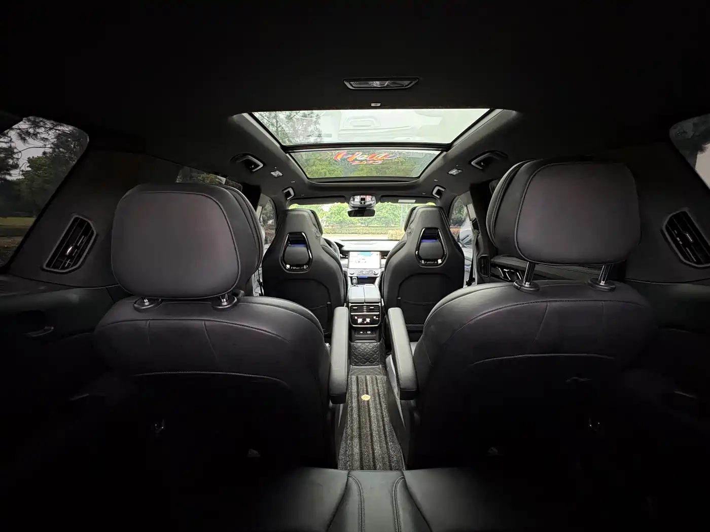 Lynk & Co 09 EM-P 2021 2.0T PHEV Ultra 6-seater фото 26