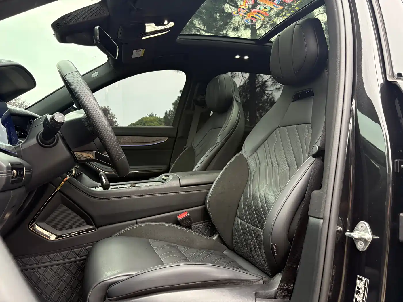 Lynk & Co 09 EM-P 2021 2.0T PHEV Ultra 6-seater фото 9