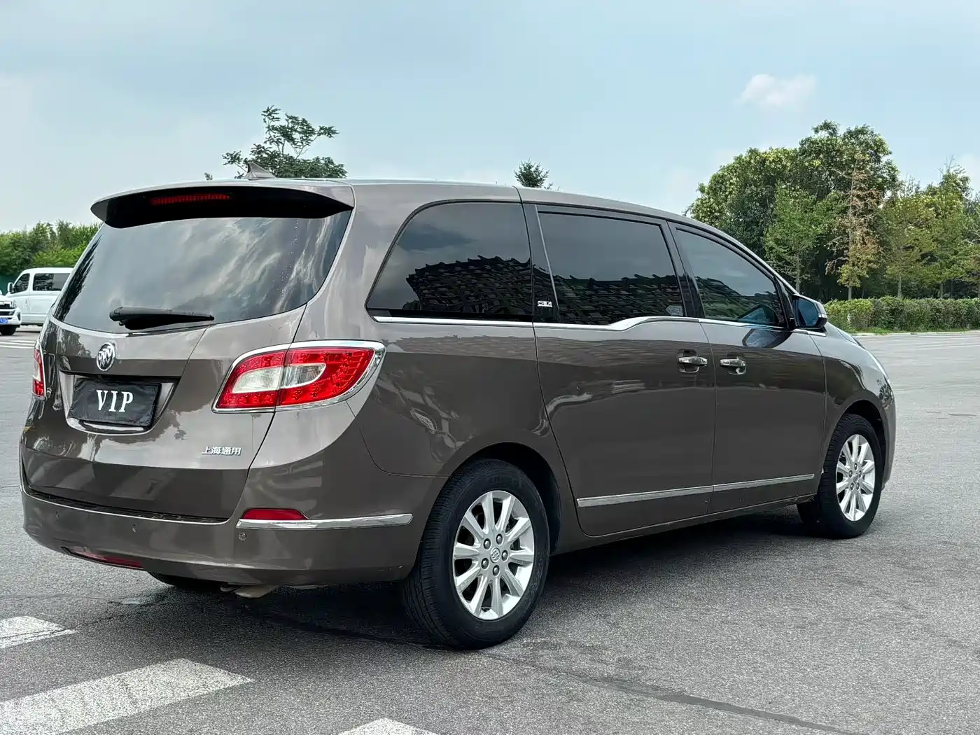 Buick GL8 2011 2011 2.4L CT Luxury Business Comfort Edition