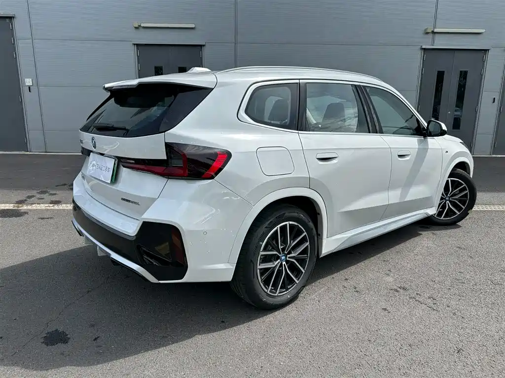 BMW iX1 2025 2025 eDrive25L M Sport Package