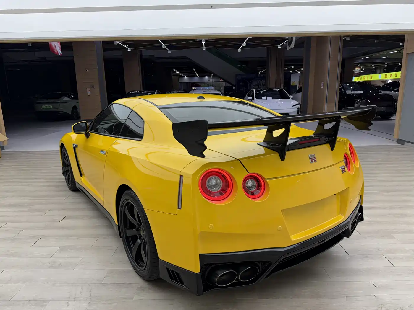 Nissan GT-R 2012 3.8T Premium Edition фото 5