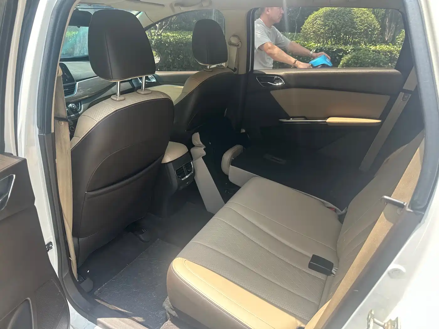Baojun 310W 2017 2017 1.5L Manual Fashion Edition (China V)