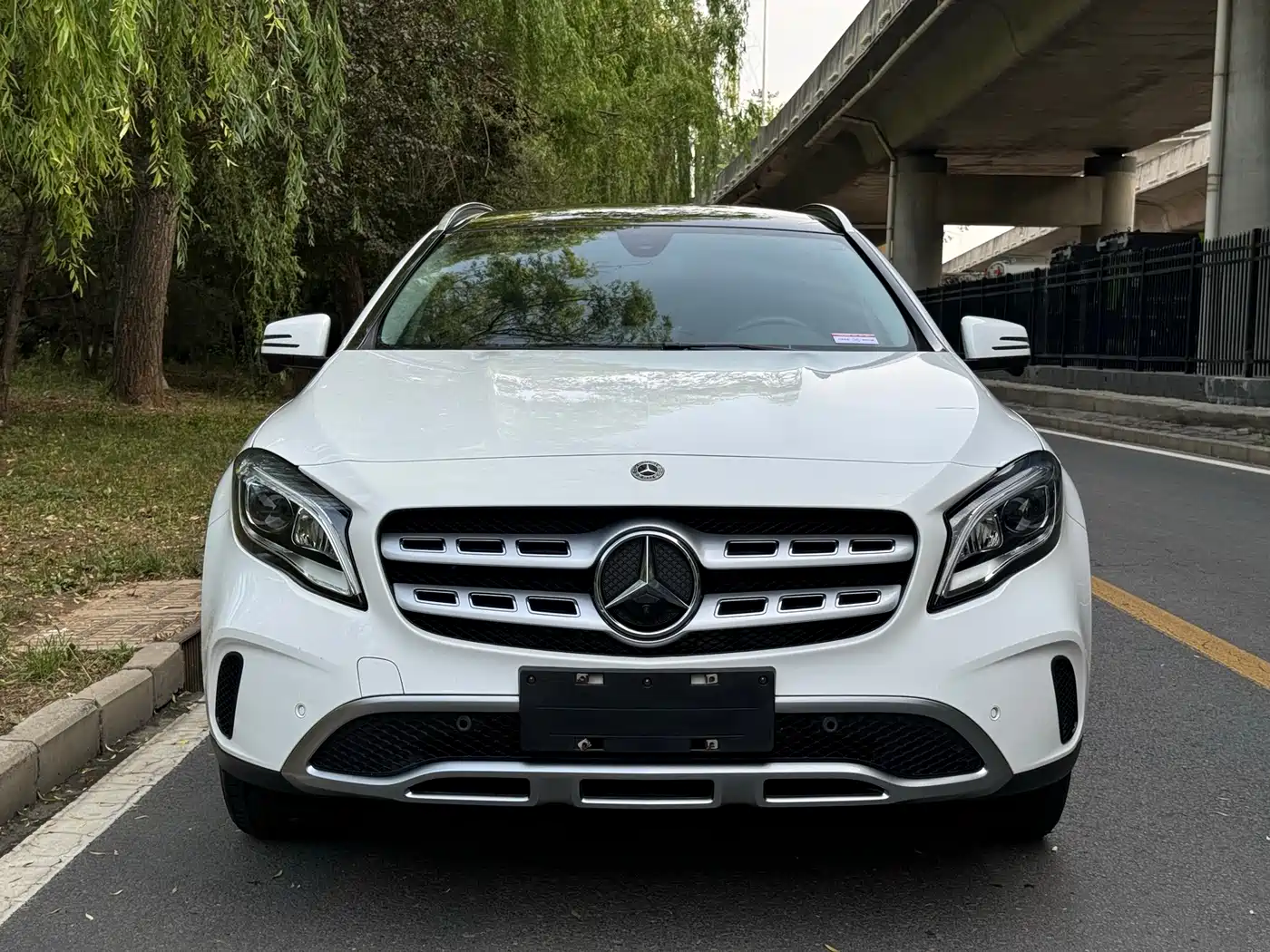 Mercedes-Benz GLA 2018 GLA 200 Fashion фото 2