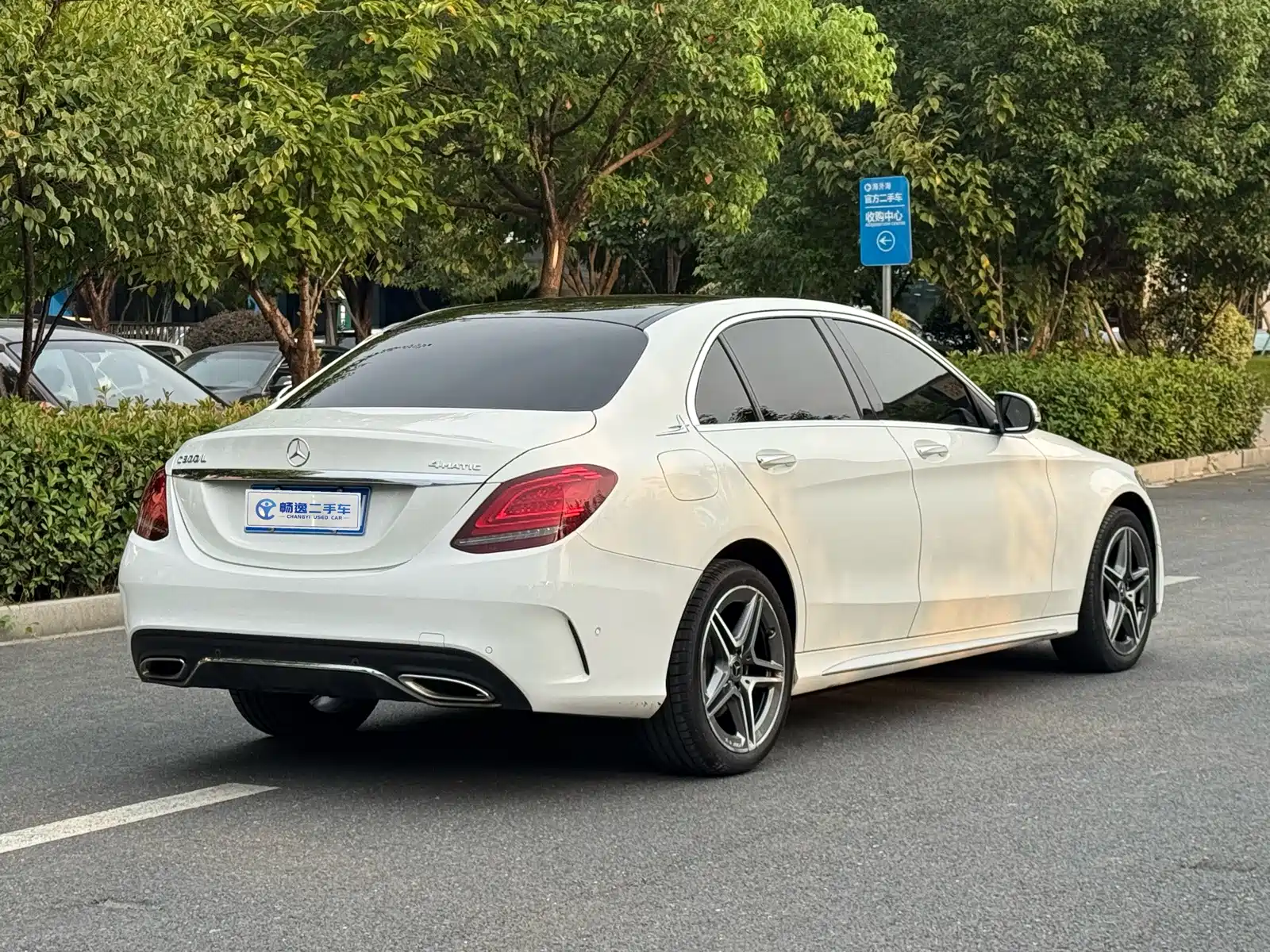 Фото 4 - Mercedes-Benz C-Class