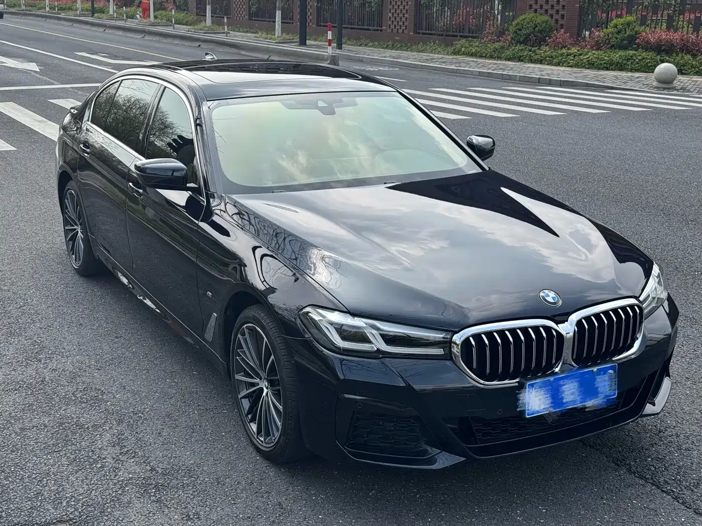 BMW 5 Series 2022 530Li Leading M Sport Package фото 7