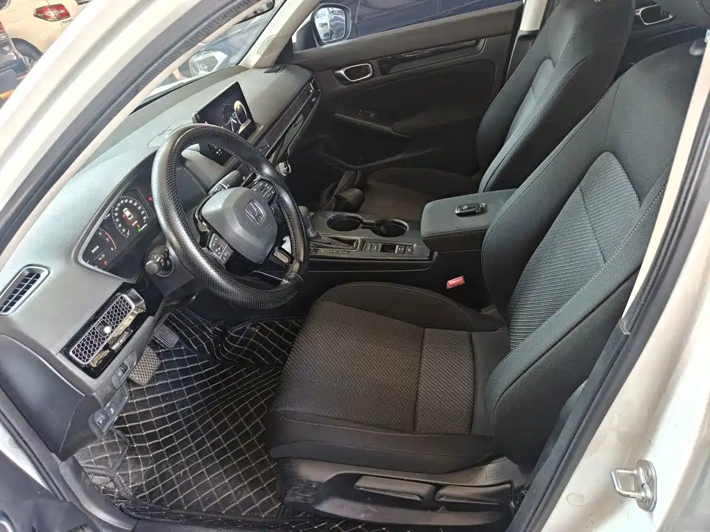 Photo 11 - Honda Integra