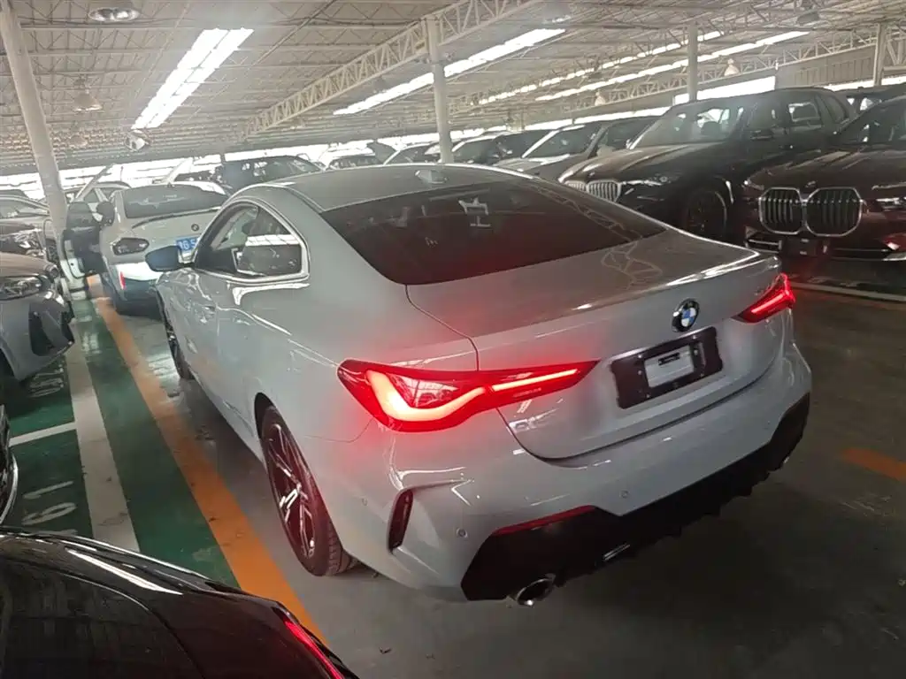BMW 4 Series 2024 425i M Sport Package фото 9