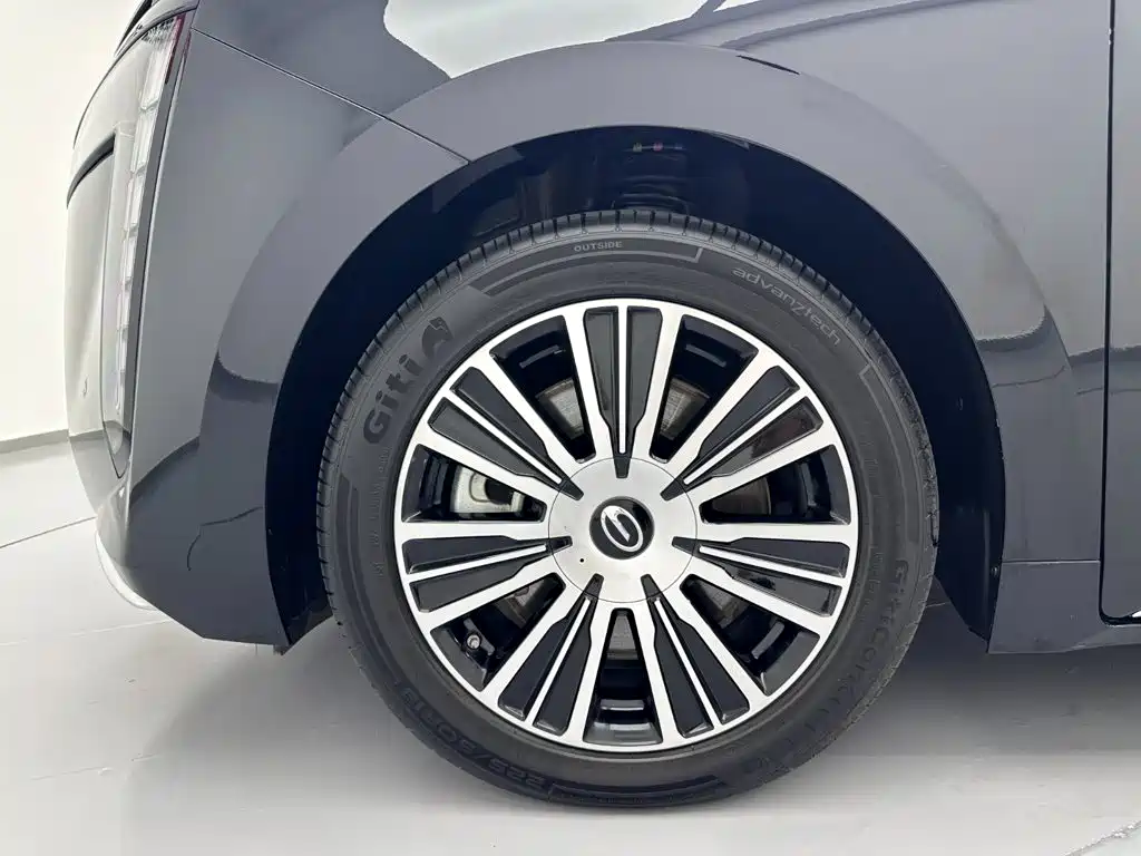 GAC Trumpchi Trumpchi E8 NEV 2026 2024 Model 150km MAX+
