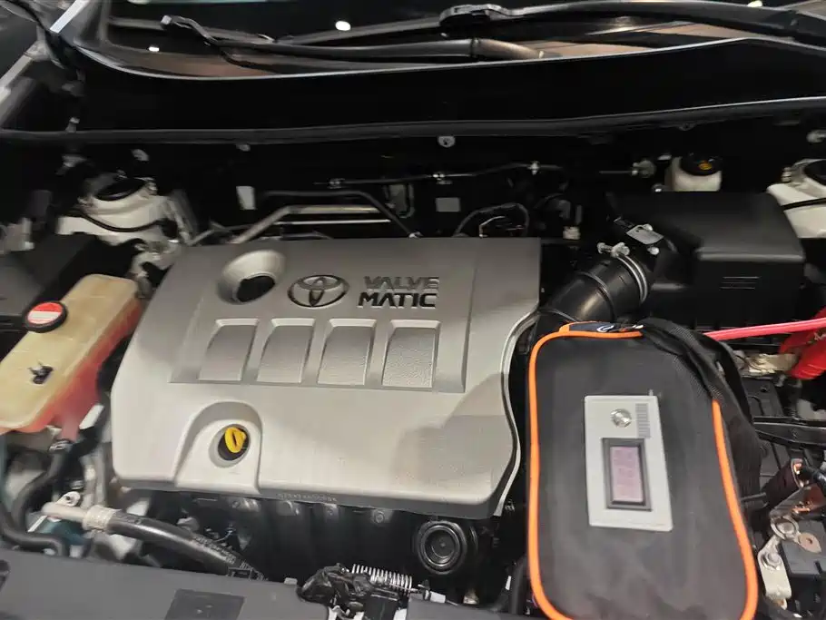 Toyota RAV4 Rongfang 2018 2.0L CVT 2WD Trend X Edition фото 10
